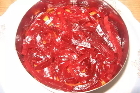 Слоёный салат с мясом: шаг 14