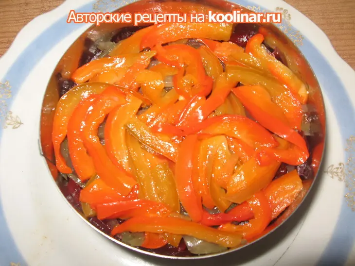 Слоёный салат с мясом: шаг 16