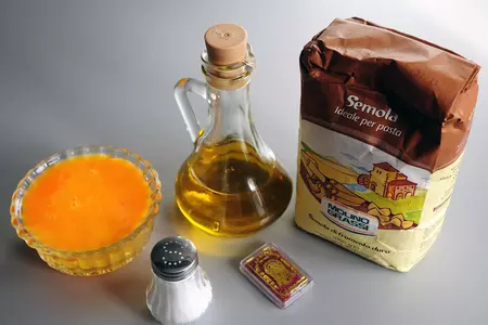 Лазанья из листов домашнего приготовления  "морская феерия".: шаг 1