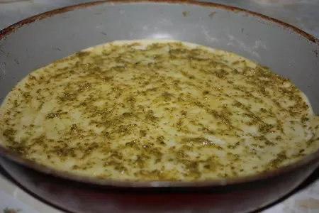 Пицца с бужениной и соусом песто: шаг 3