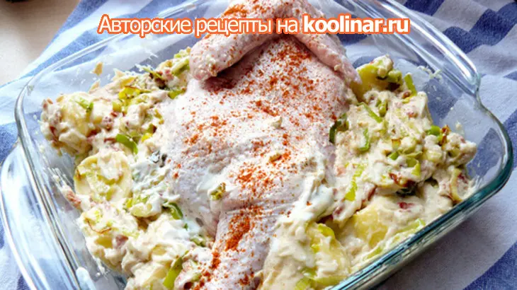 Цыпленок с пореем и беконом в сметанном соусе: шаг 4