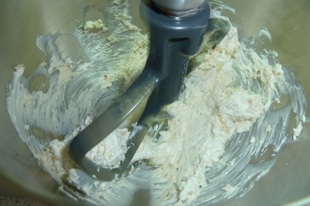 Торт - мороженое с меренгами и орехами  " клубничный унисон": шаг 14