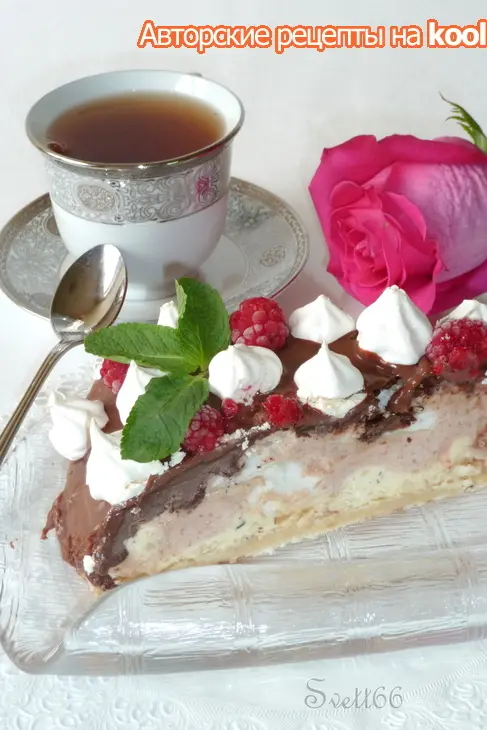 Торт - мороженое с меренгами и орехами  " клубничный унисон": шаг 22