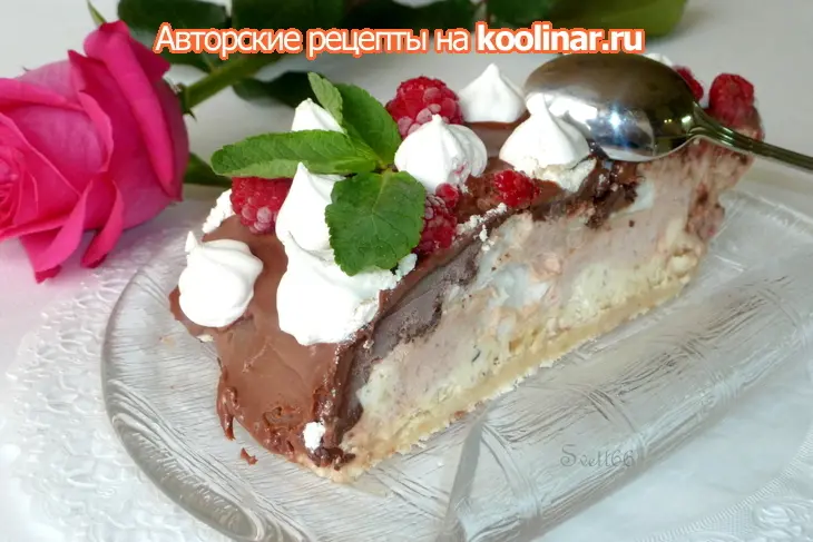 Торт - мороженое с меренгами и орехами  " клубничный унисон": шаг 23