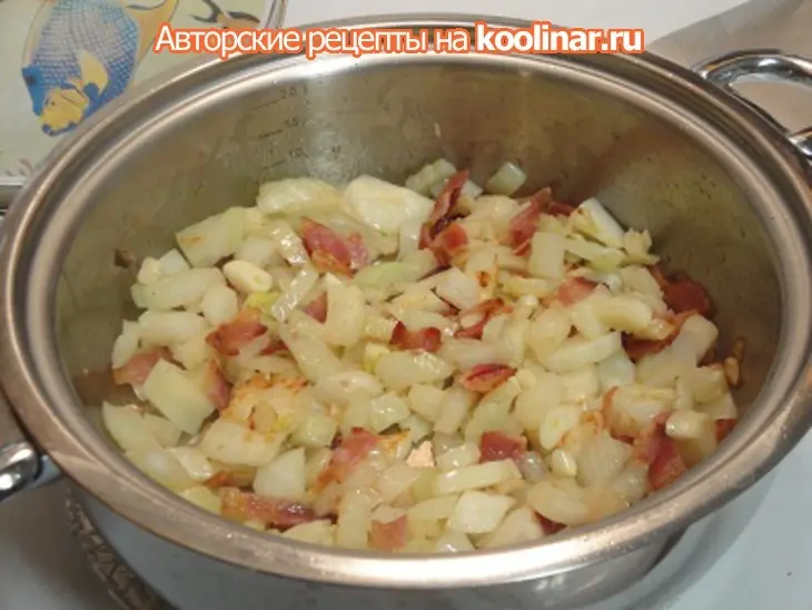 Суп с фенхелем,карри и морскими друзьями: шаг 5