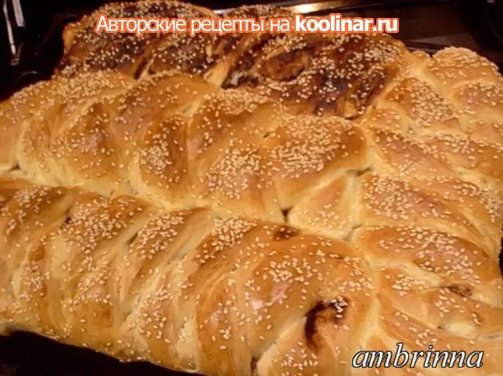 Плетёнка с кунжутом, начинённая "черносливом в шоколаде": шаг 15