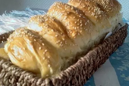 Плетёнка с кунжутом, начинённая "черносливом в шоколаде": шаг 17