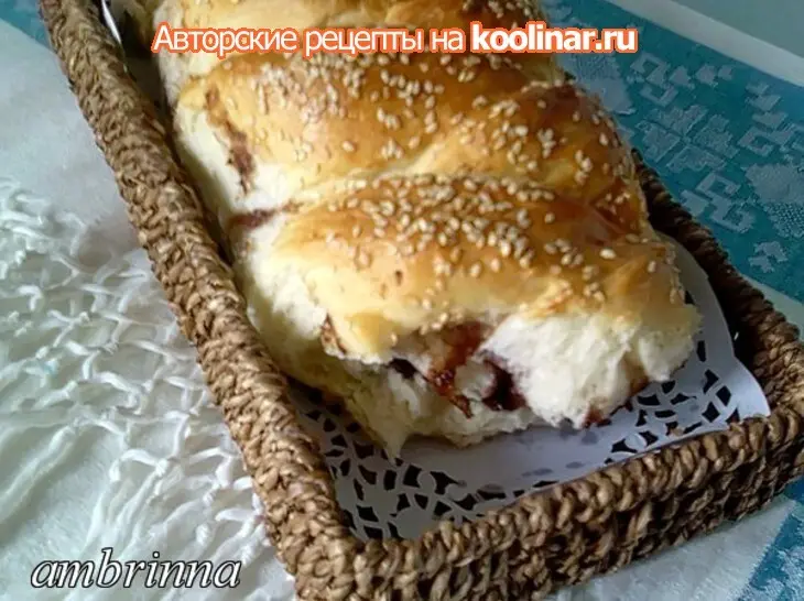 Плетёнка с кунжутом, начинённая "черносливом в шоколаде": шаг 18