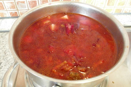 Горячий свекольный суп: шаг 4
