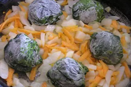 Лумакони с овощами и шпинатом: шаг 3