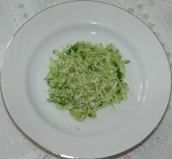 "свежесть" - салат с куриной печенью: шаг 3