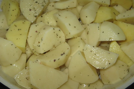 Маринованные рёбрышки запеченные с картошкой.: шаг 3