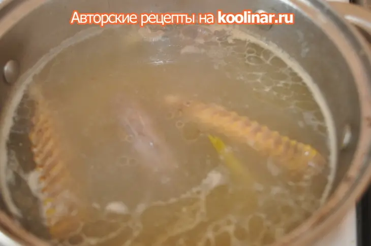 Кислые щи с утиными потрошками и черносливом.: шаг 2