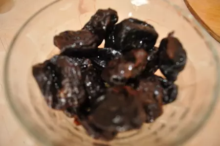 Кислые щи с утиными потрошками и черносливом.: шаг 5