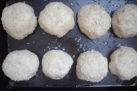 Колобки с мясом и кунжутом: шаг 14