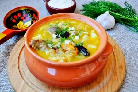 Кислые щи с утиными потрошками и черносливом.: шаг 8