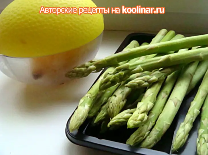 Спаржа с сушеными томатами в панировке /  asparagi con pomodori in panificazione: шаг 1