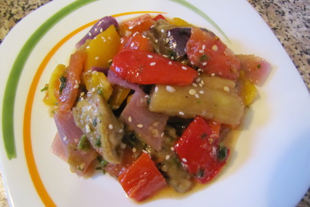 Испанский салат из печеных овощей: шаг 1