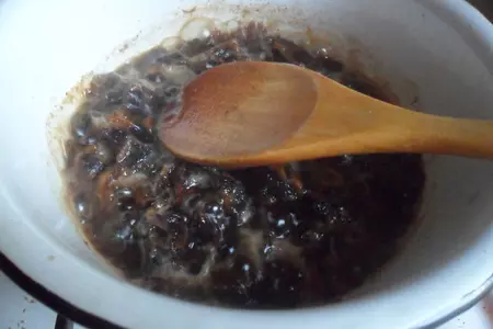 Манный пирог с финиками: шаг 3
