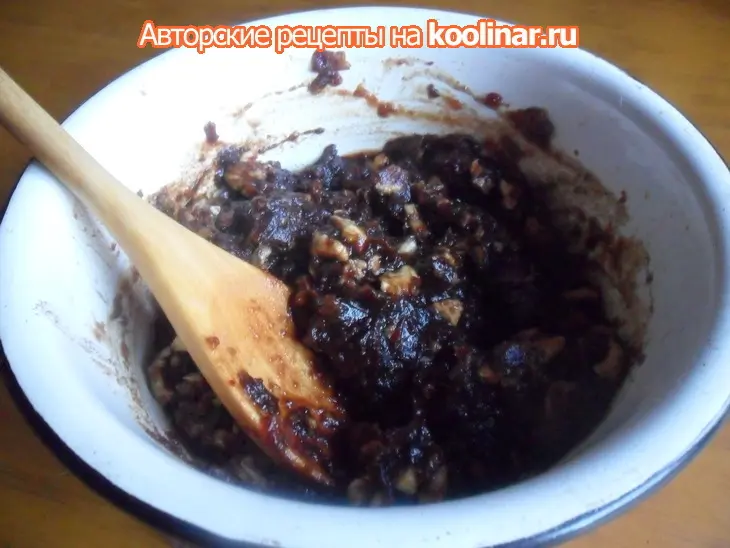 Манный пирог с финиками: шаг 4