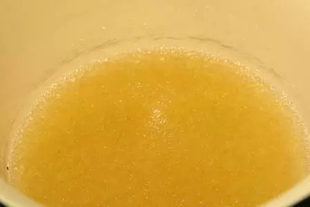 Торт "коробочка с косметикой" для юной модницы + бонус торт "лунтик и его друзья": шаг 1