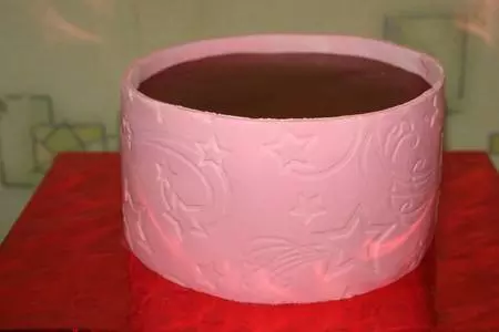 Торт "коробочка с косметикой" для юной модницы + бонус торт "лунтик и его друзья": шаг 23