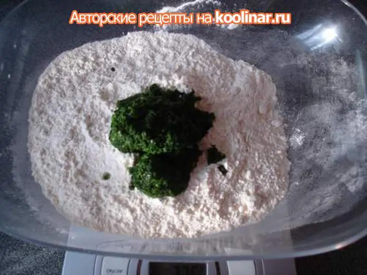 Домашние, цветные каннелони  запеченные в соусе из сельдерея: шаг 2