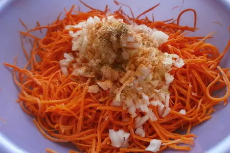 Салат из моркови по-корейски: шаг 4
