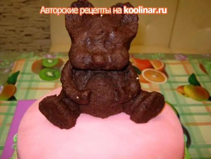 Двухъярусный торт  с мишкой ( подарок для самой маленькой): шаг 4