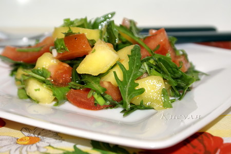 Салат из манго и помидоров: шаг 2