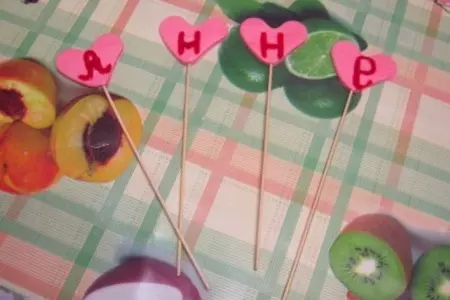Двухъярусный торт  с мишкой ( подарок для самой маленькой): шаг 13