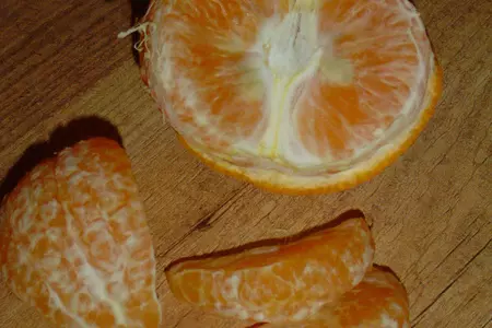 Салат с мандаринами, курагой и миндальными лепестками: шаг 1