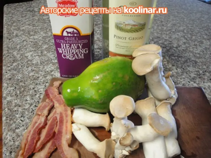 Крабовый суп с гребешками,грибами и папайей: шаг 3