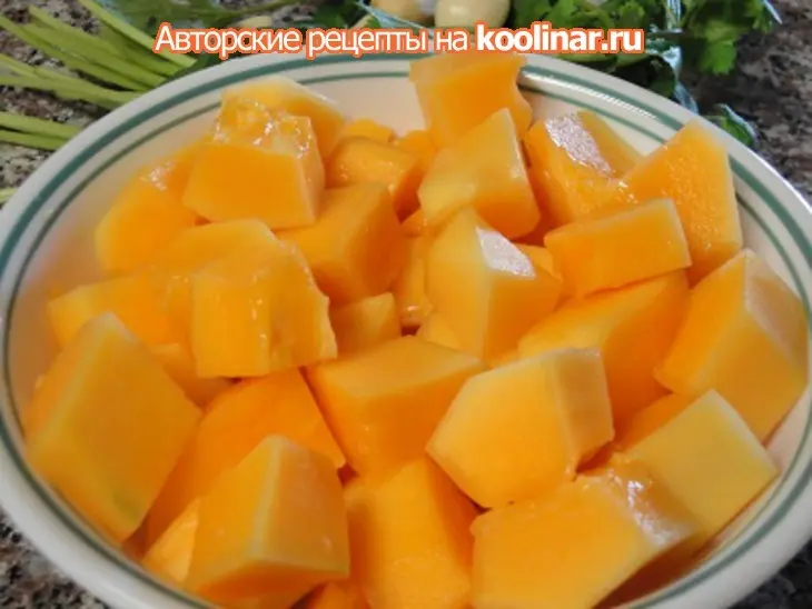 Крабовый суп с гребешками,грибами и папайей: шаг 5