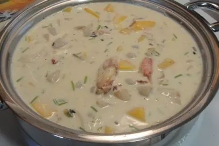 Крабовый суп с гребешками,грибами и папайей: шаг 6