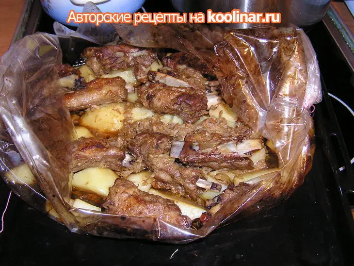 Ребрышки свиные, жареные в рукаве.: шаг 3