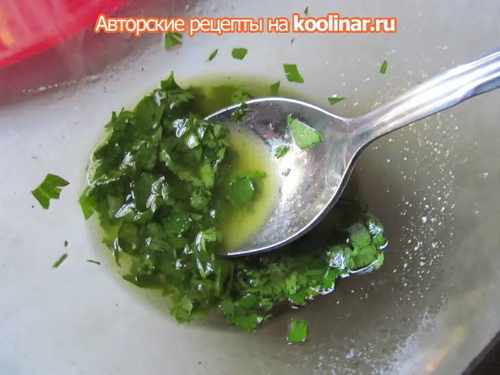 Зеленый салат с шампиньонами и сыром с голубой плесенью: шаг 6