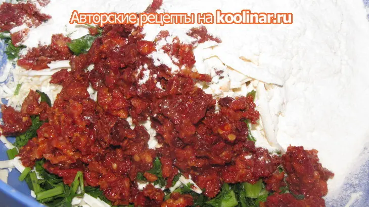 Сырные маффины с вялеными помидорами: шаг 1
