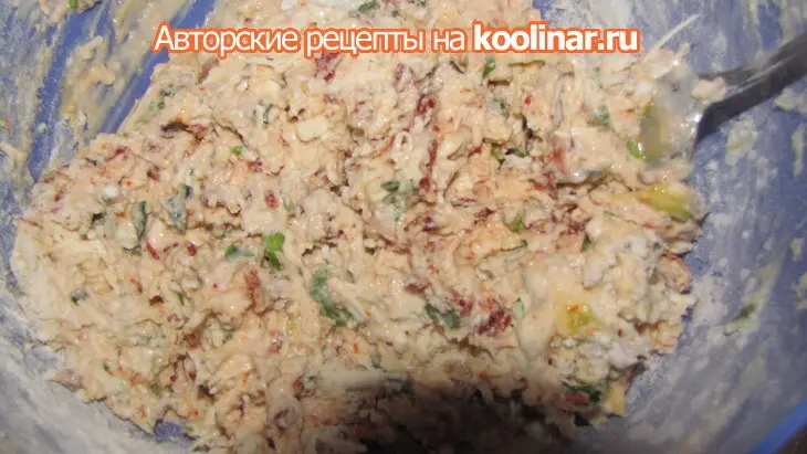 Сырные маффины с вялеными помидорами: шаг 2