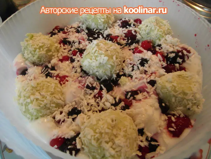 Постный торт "кокосово-ягодное наслаждение": шаг 8