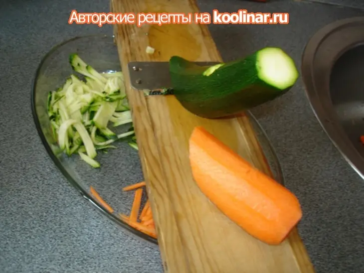 Салат из свежих овощей "радуга": шаг 2