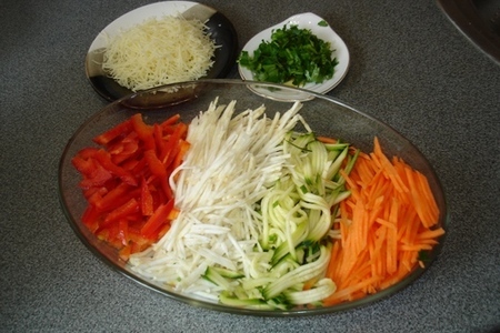 Салат из свежих овощей "радуга": шаг 3