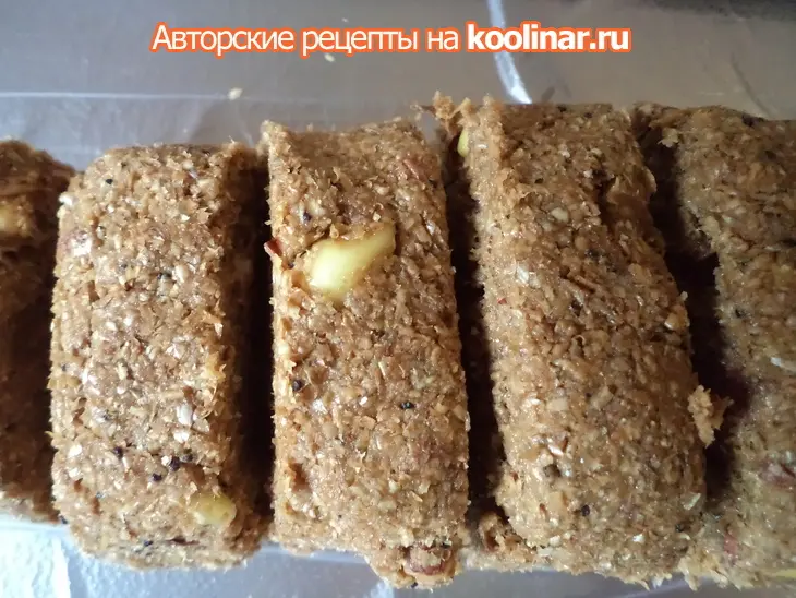 По мотивам кnekkebrød или ржаные хлебцы с арахисом, кунжутом, маком.: шаг 2