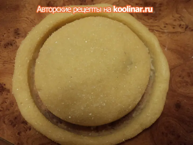 Печенье сахарное с шоколадной начинкой.: шаг 4