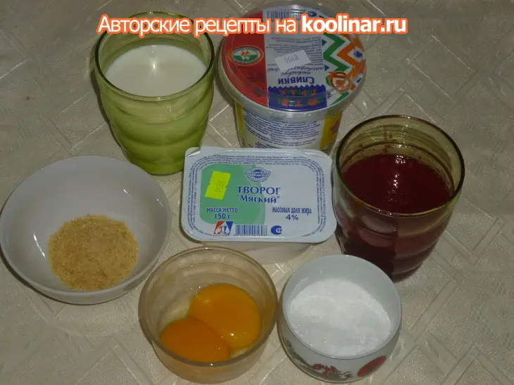 Торт бисквитный со сливочно- брусничным кремом: шаг 5