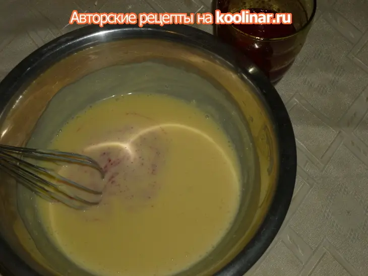 Торт бисквитный со сливочно- брусничным кремом: шаг 7
