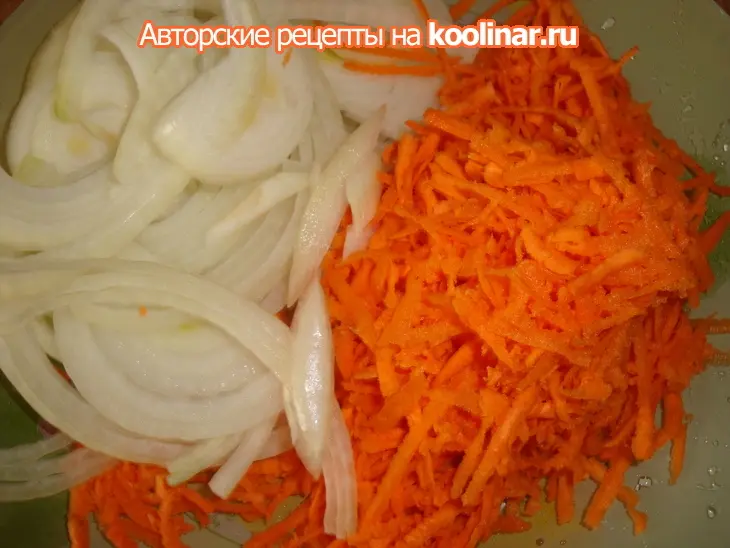 Жареный терпуг с морковно-луковым гарниром: шаг 3