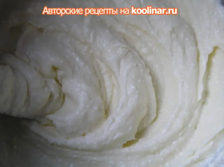 Кексы творожные с вишней: шаг 4
