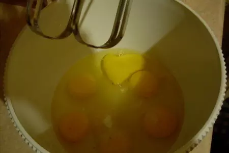 Омлет с манкой: шаг 1