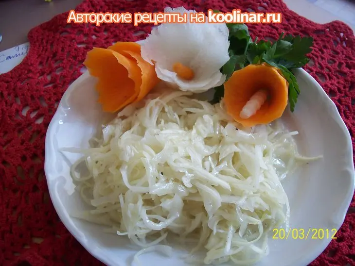Салат капустный быстрый.простейший.: шаг 1